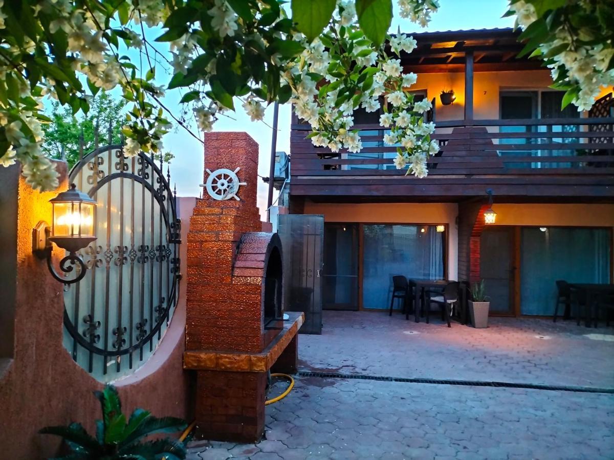 Casa Cristina Corbu Hotel Corbu  Exterior photo